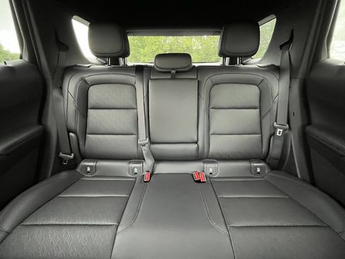 New 2026 Chevrolet Equinox LT w/ Convenience Package II FWD image 15
