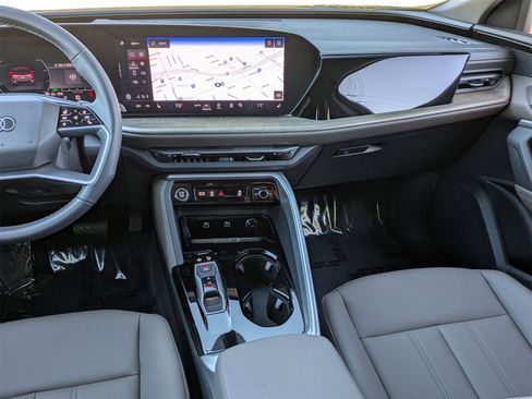 New 2025 Audi Q5 Premium image 6