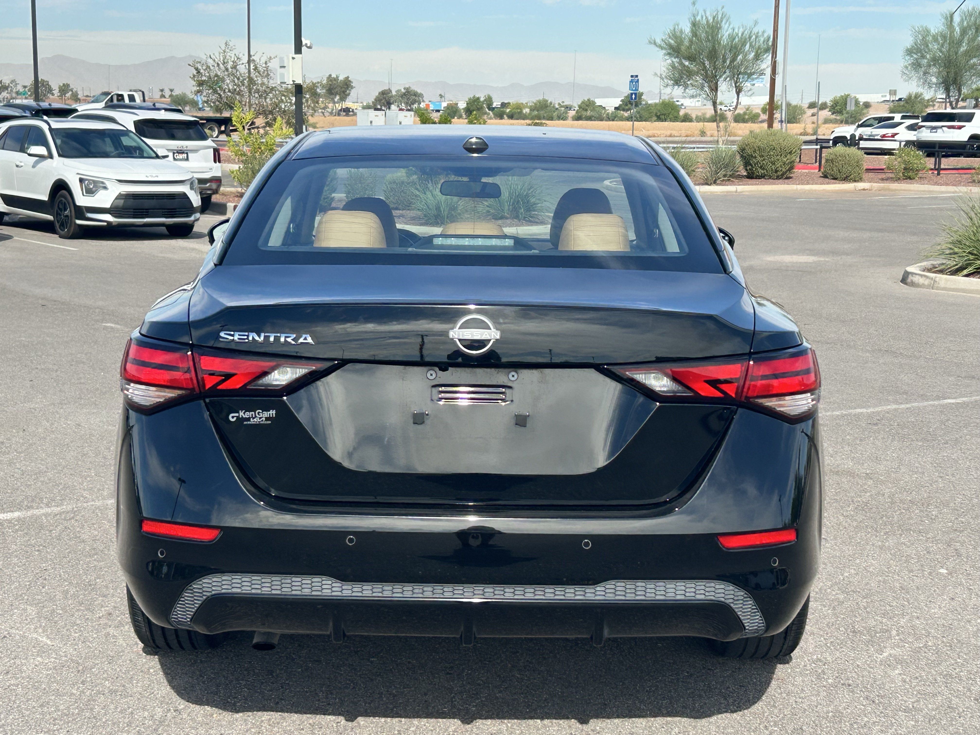 Used 2025 Nissan Sentra SV w/ SV Premium Package FWD image 4