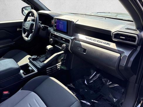 Certified 2026 Toyota Tacoma TRD Sport AWD/4WD image 27
