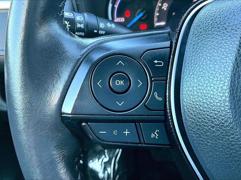 Used 2019 Toyota RAV4 XSE image 17