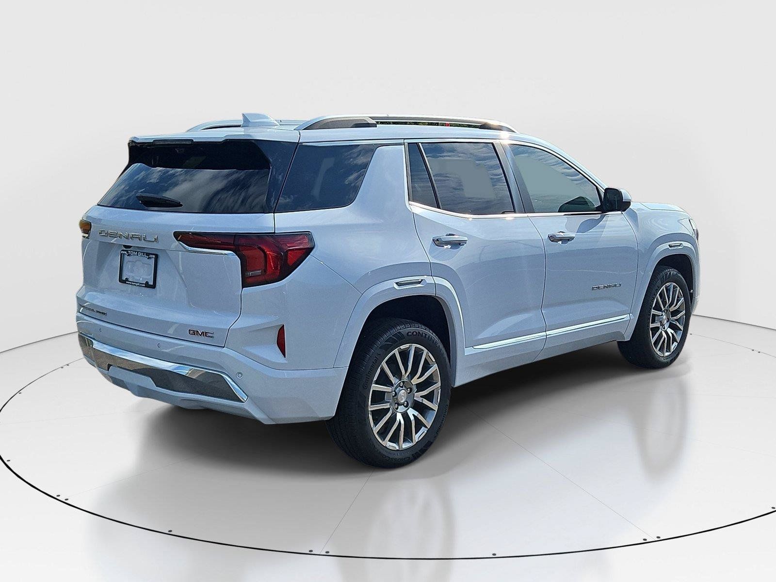 New 2027 GMC Terrain Denali AWD/4WD image 4