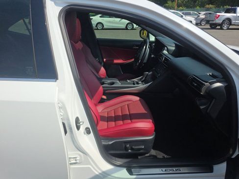 Used 2019 Lexus IS 300 F Sport w/ F Sport Package RWD image 12