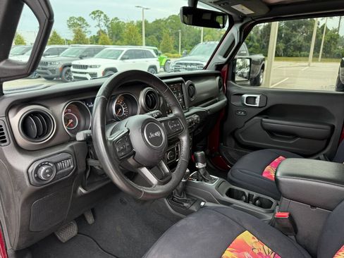 Used 2022 Jeep Gladiator Sport AWD/4WD image 21