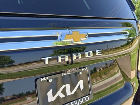 Used 2021 Chevrolet Tahoe Premier w/ Premium Package AWD/4WD image 11