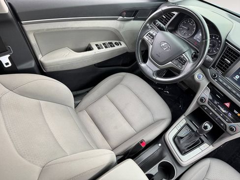 Used 2018 Hyundai Elantra Value Edition FWD image 15