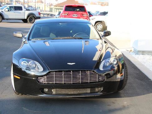 Used 2006 Aston Martin V8 Vantage Coupe image 4