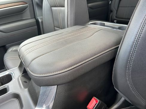 Used 2023 Chevrolet Silverado 1500 High Country AWD/4WD image 11