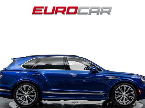 Used 2021 Bentley Bentayga AWD/4WD image 6