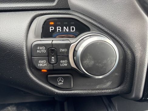 New 2026 RAM 1500 4x4 Crew Cab image 22
