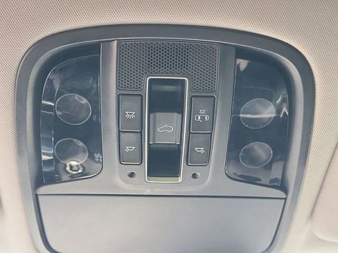 Used 2020 Kia Sorento EX FWD image 25