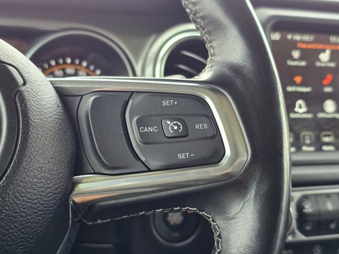 Used 2023 Jeep Wrangler Sahara w/ Cold Weather Group image 35