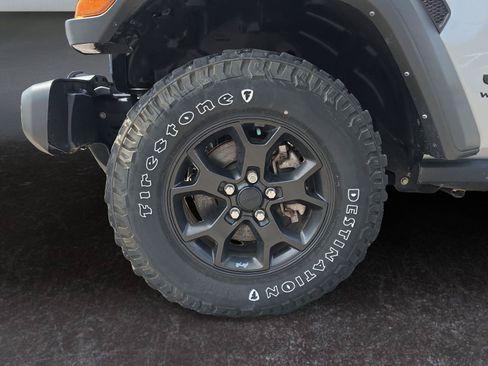 Used 2023 Jeep Wrangler Unlimited Sport AWD/4WD image 26