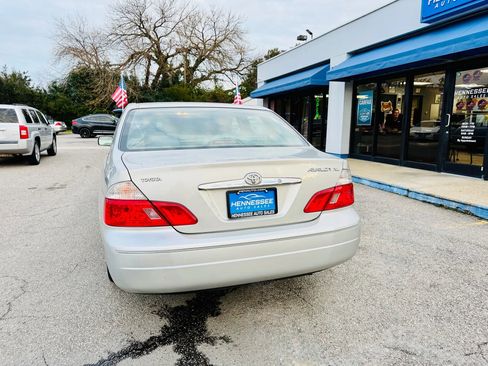 Used 2003 Toyota Avalon XL image 36