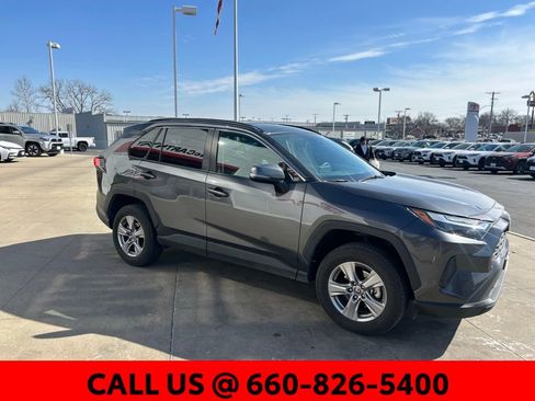 Used 2025 Toyota RAV4 XLE image 3