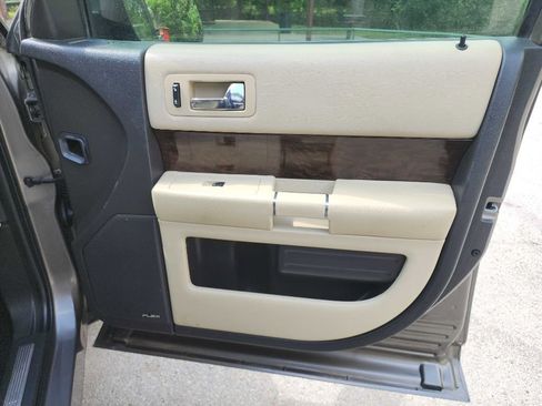 Used 2014 Ford Flex Limited w/ Equipment Group 303A AWD/4WD image 37