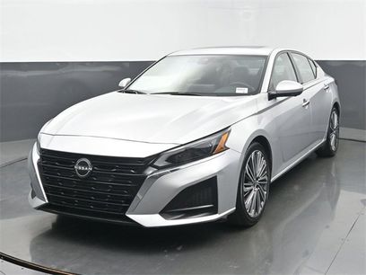 Used 2023 Nissan Altima 2.5 SL