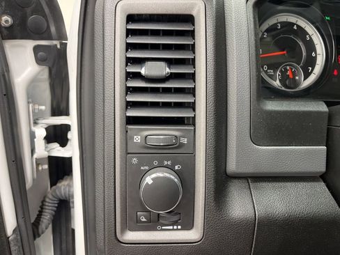 Used 2019 RAM 1500 Tradesman w/ Power & Remote Entry Group RWD image 17