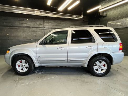 Used 2007 Ford Escape 4WD Hybrid image 6