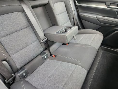 Used 2025 GMC Terrain Elevation w/ Technology Package II AWD/4WD image 29