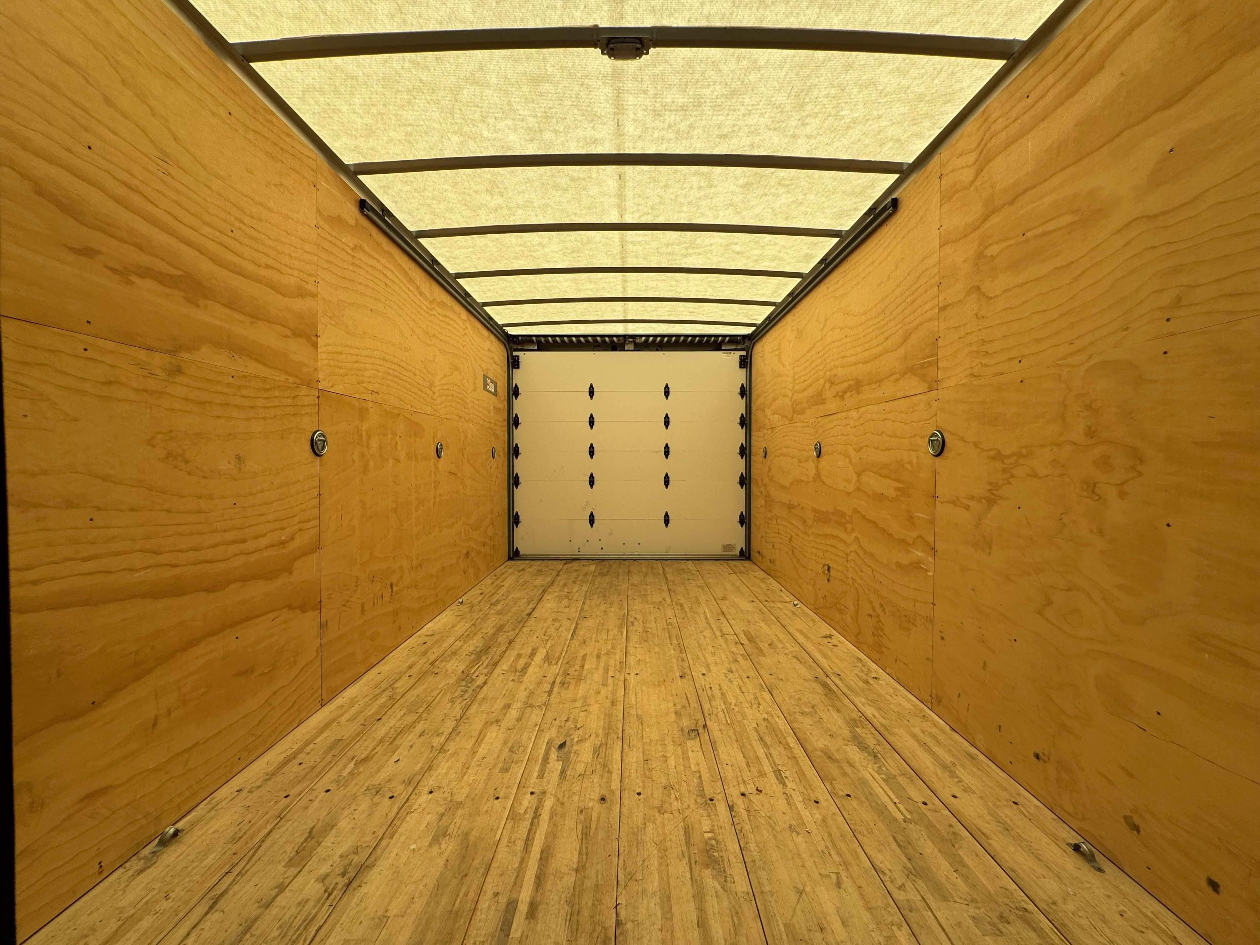 Used 2023 Ford E-450 and Econoline 450 Super Duty w/ Power Windows & Locks Group RWD image 17