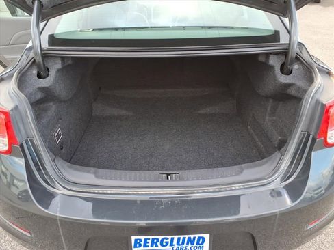 Used 2014 Chevrolet Malibu LS image 13