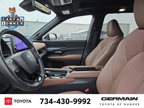 Used 2024 Toyota Grand Highlander AWD Hybrid image 13