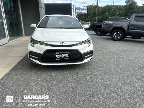 Used 2022 Toyota Corolla SE FWD image 1