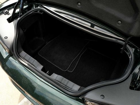 Used 2020 Chevrolet Camaro SS RWD image 46