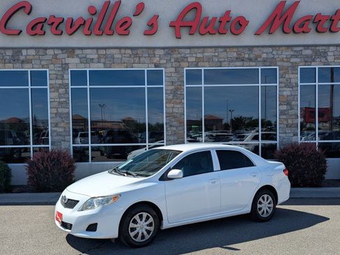 Used 2010 Toyota Corolla LE FWD image 1