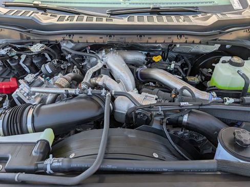 New 2026 Ford F250 Lariat w/ Black Appearance Package image 59