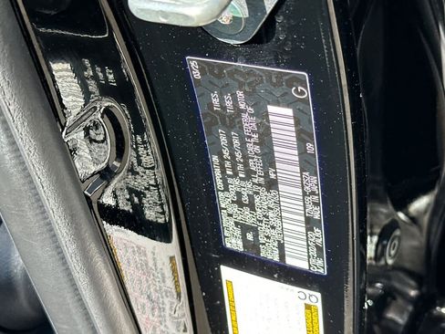 Certified 2025 Toyota 4Runner SR5 image 33