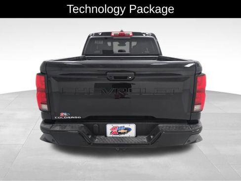 New 2025 Chevrolet Colorado LT w/ LT Convenience Package image 5