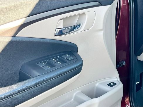 Used 2019 Honda Ridgeline RTL-T image 18