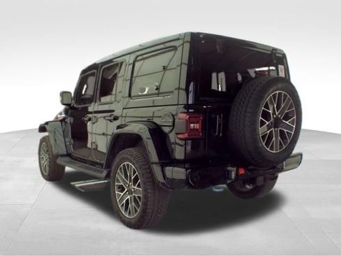 Used 2024 Jeep Wrangler High Altitude AWD/4WD image 8