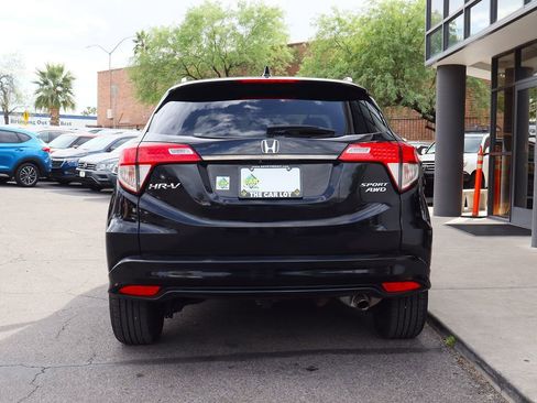 Used 2021 Honda HR-V Sport image 10