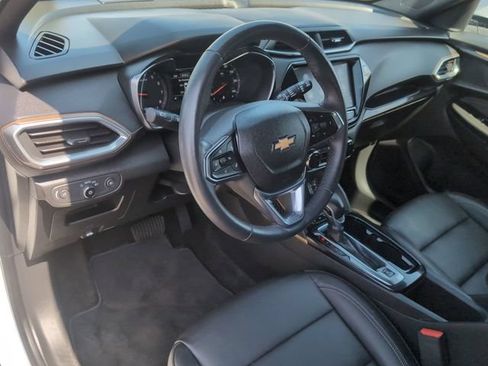 Used 2023 Chevrolet TrailBlazer ACTIV w/ Convenience Package FWD image 10