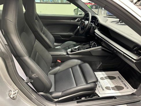 Used 2020 Porsche 911 Carrera S RWD image 25