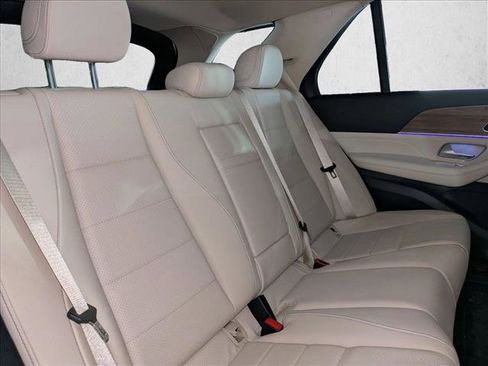 Certified 2025 Mercedes-Benz GLE 350 4MATIC image 22