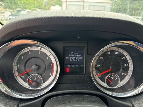 Used 2011 Dodge Durango Citadel w/ Trailer Tow Group IV RWD image 17