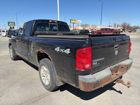 Used 2006 Dodge Dakota SLT w/ Trailer Tow Group image 5