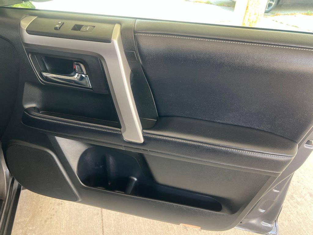 Used 2018 Toyota 4Runner SR5 Premium AWD/4WD image 21