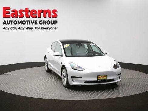 Used 2023 Tesla Model 3 Standard Range image 48