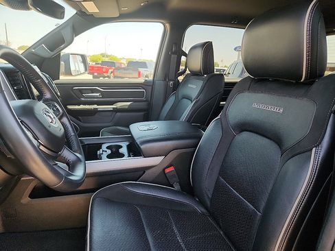 Used 2023 RAM 1500 Laramie AWD/4WD image 7