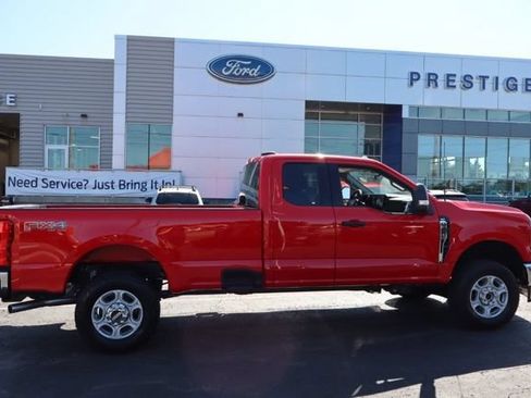 New 2026 Ford F350 XLT w/ FX4 Off-Road Package AWD/4WD image 13