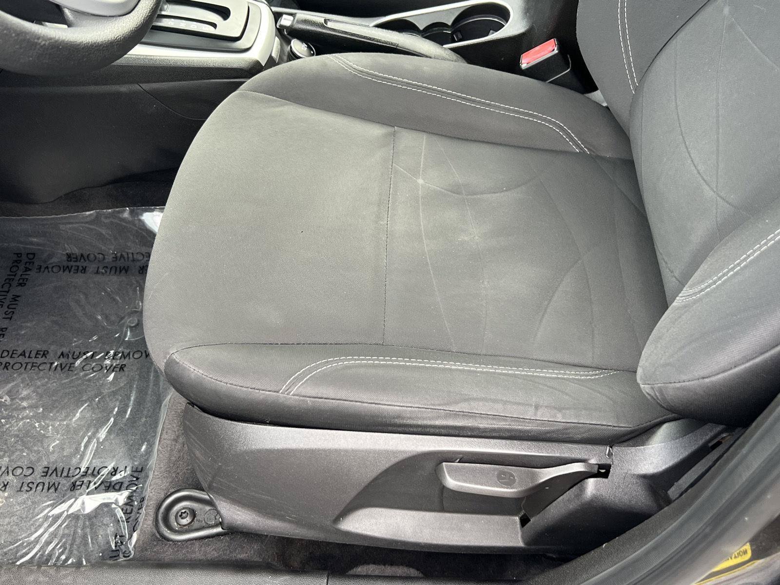 Used 2018 Ford Fiesta SE FWD image 25