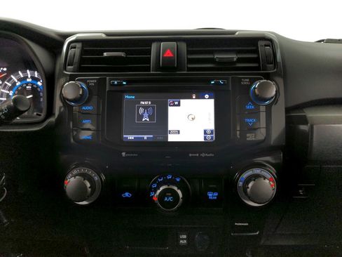 Used 2019 Toyota 4Runner TRD Off-Road Premium AWD/4WD image 24