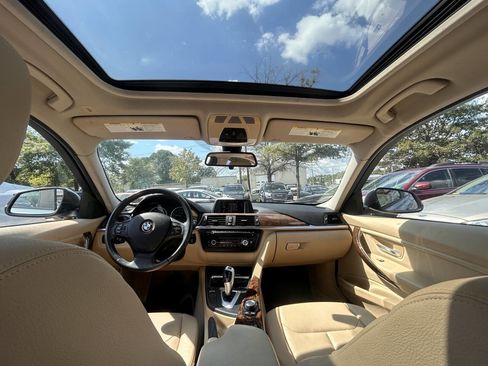 Used 2014 BMW 320i xDrive Sedan image 15