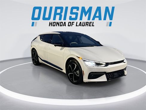 Used 2023 Kia EV6 GT-Line w/ GT-Line Suede Seat Package image 2