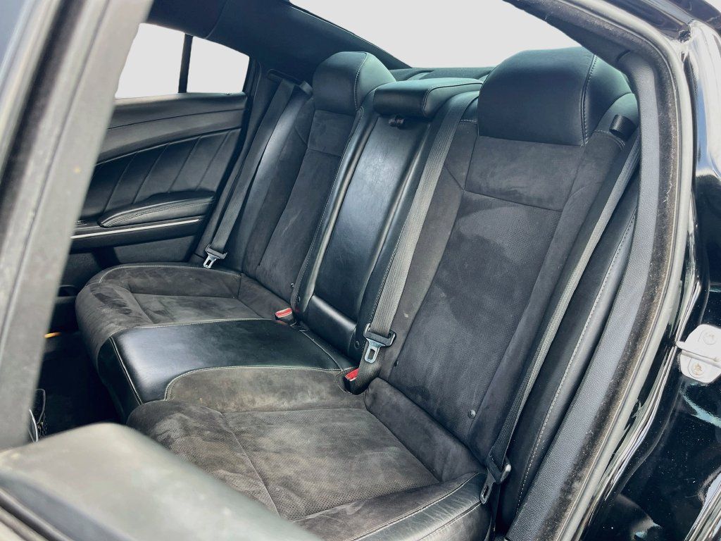 Used 2019 Dodge Charger Scat Pack w/ Dynamics Package RWD image 25